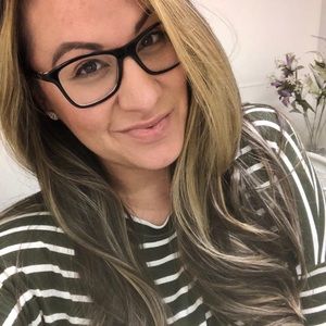 Meet your Posher, Melissa